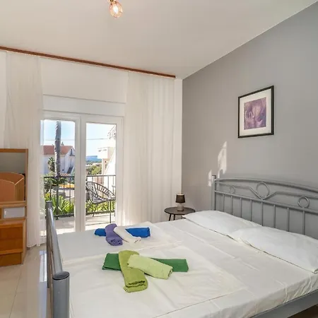 Cozy In Krk With Wifi *