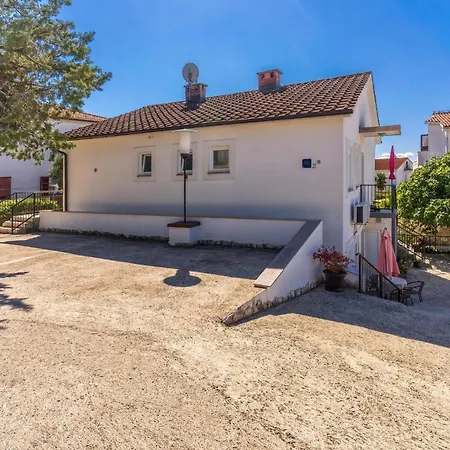 Cozy In Krk With Wifi Krk Town