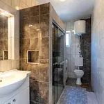 Awesome In Krk With Swimming Pool Apartament *