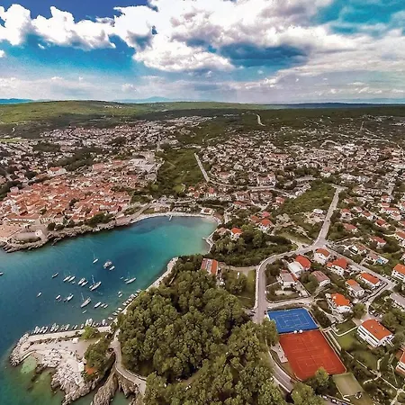 Apartment Cozy In Krk With Wifi