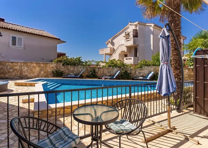 Cozy In Krk With Wifi Apartment Krk Town