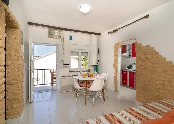 Cozy In Krk With Wifi Apartment