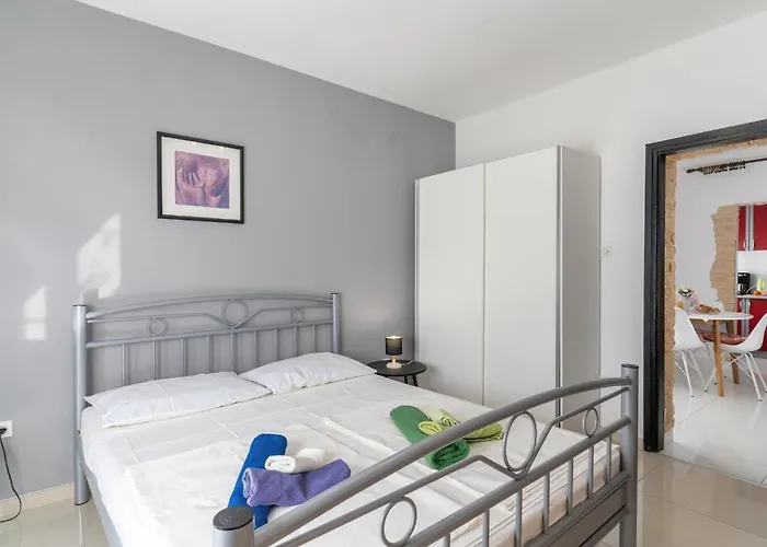 Cozy In Krk With Wifi Apartment *